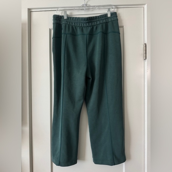 Lululemon Softstreme High-Rise Straight- Leg Cropped Pant - Picture 8 of 10